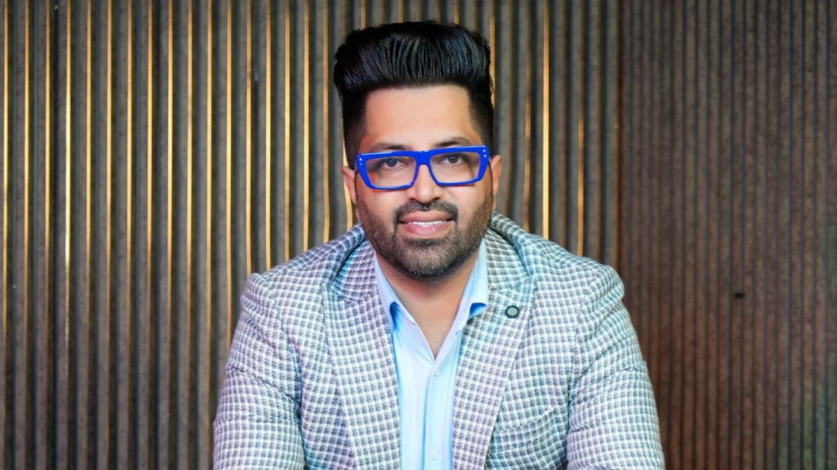 Mohammad Saif, World First Mixed Gender Format Owner